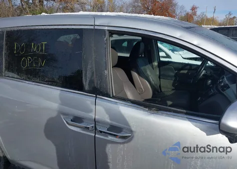 2015 Honda Odyssey Ex-L z USA, uszkodzony, nr VIN 5FNRL5H68FB107201